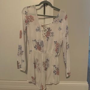 White floral romper, size small